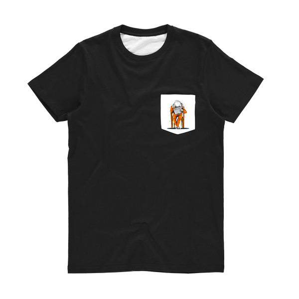 Watcher from above McGregor Clan- Nyan-Ko-Pong Pocket T-Shirt