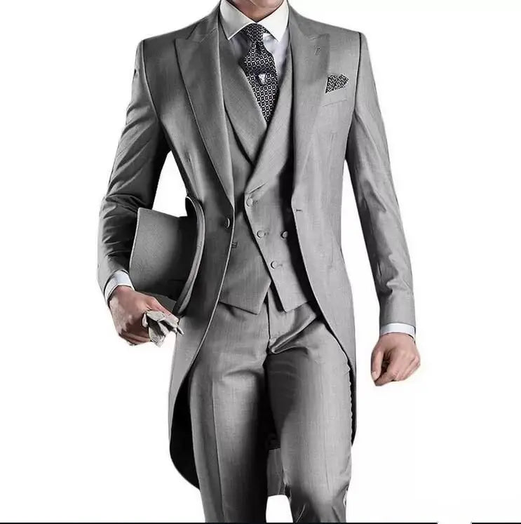 Gentleman's 3-piece suit, alternate view
