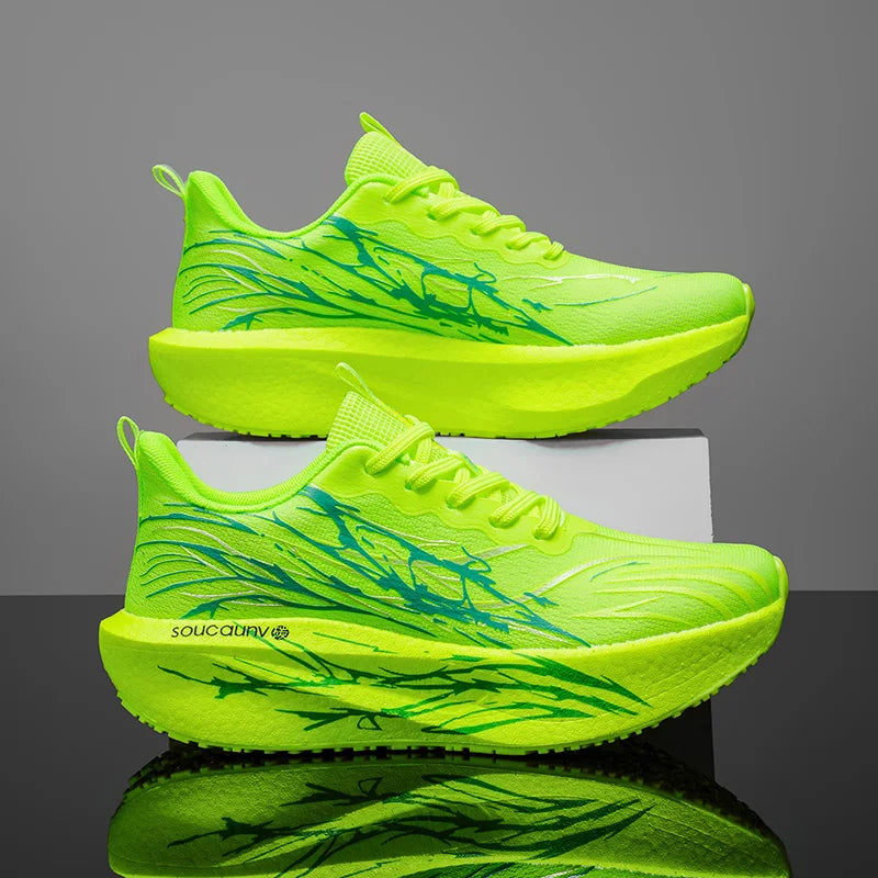 McGregor Clan Marathon Carbon-Plate Running Shoes