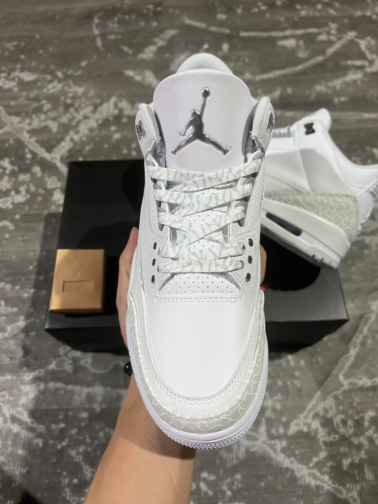 McGregor Clan Drop Shipping - JS Air Jordan 3 Pure Money